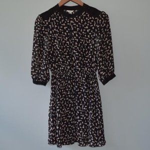 I love H81 Classic Dress Size S